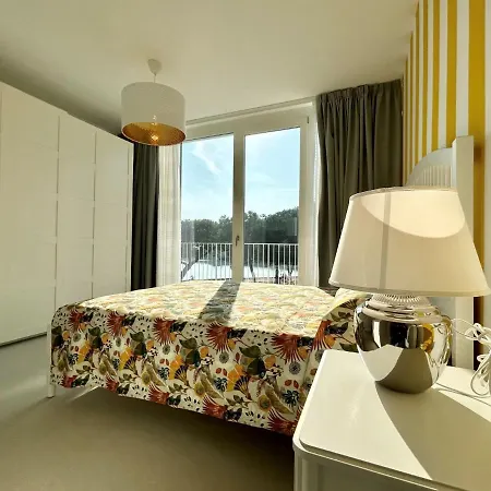Stunning With Pool And Lagoon View *