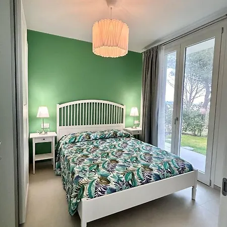 Stunning With Pool And Lagoon View Willa Albarella Island