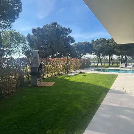 Willa Stunning With Pool And Lagoon View *